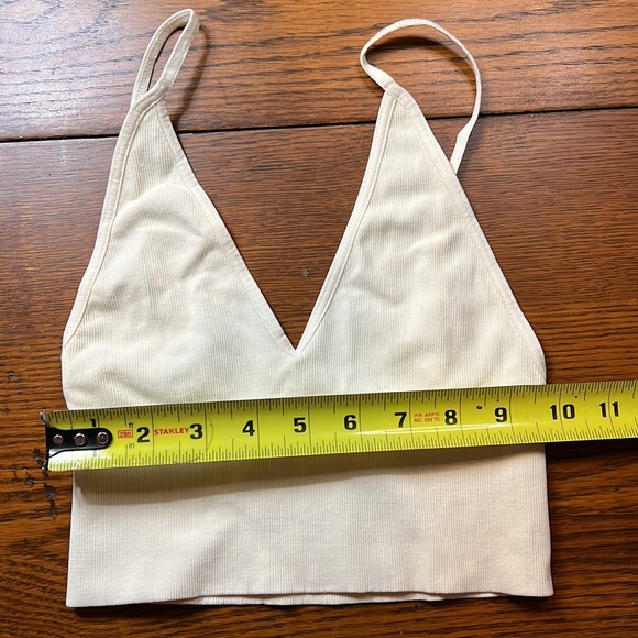 Ali Low-Back Seamless Bra - Picture 13 of 15